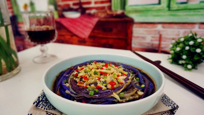 Hand-Shredded Steamed Eggplant
