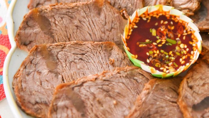 Chinese Spiced Beef Shank (Jiang Niu Rou)